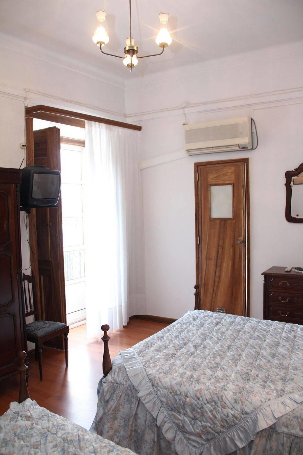 Residencial Carvalho Hotel Estremoz Exterior foto